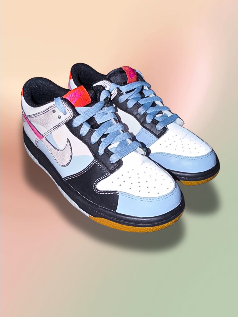 Nike Dunk Low SE GS “Dance” – Size 5Y / Women’s 6.5